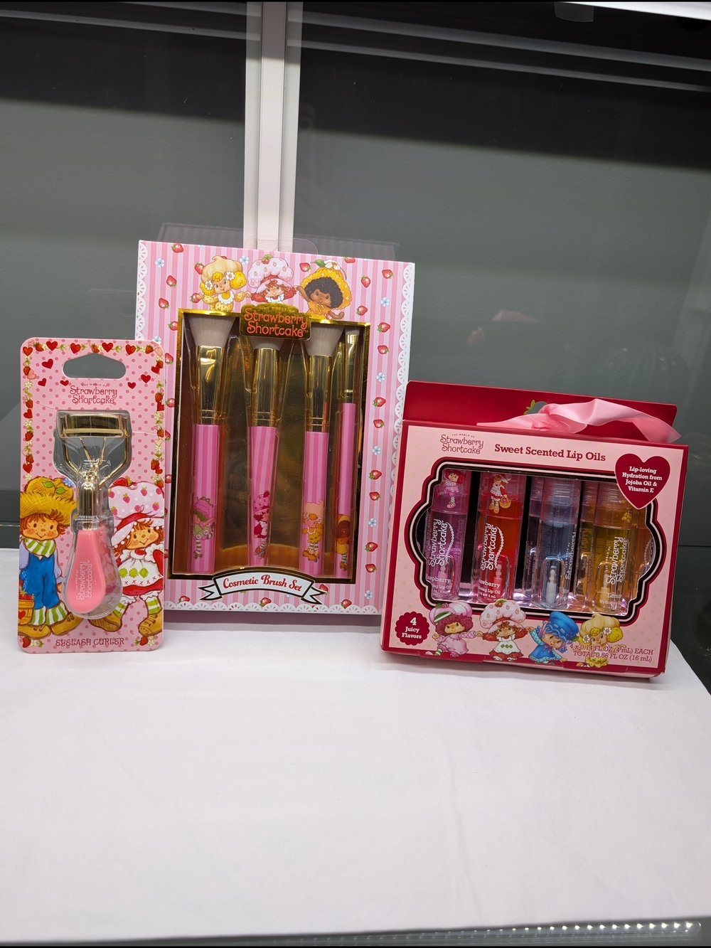 Strawberry Shortcake Pink Cosmetic Brush & Lip Oil Gift Set